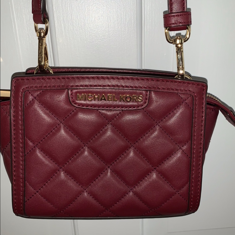 Michael Kors Quilt Cross Body